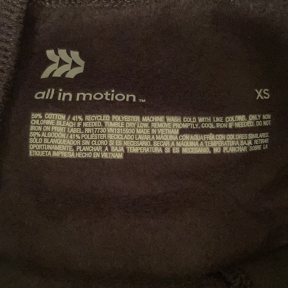 Brand New All in Motion Black Fleece Taper Leg Pants…size XS - Picture 3 of 5